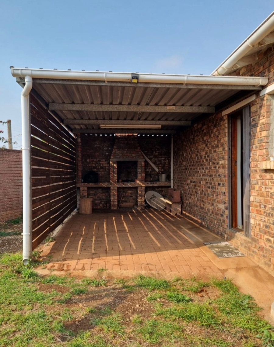 3 Bedroom Property for Sale in Strelitzia Park Eastern Cape